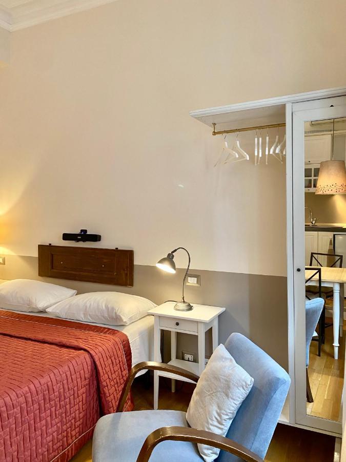 Bed & Breakfast Roome *